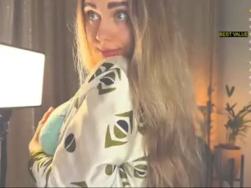 Chaturbate Live Porn of tatti_1