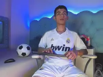 Chaturbate Live Sex Cam of apolo_richards