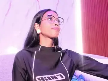 Chaturbate Adult Webcam of bria_logan