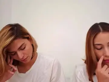 Chaturbate Live Sex Cam of skyamber8v2