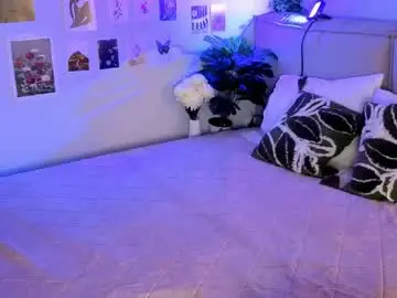 Chaturbate Watch Live Sex Cams of lunariafox