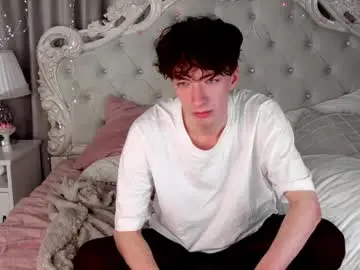 Chaturbate Live Sex Cam of trevorbenson