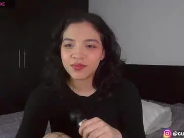 Chaturbate Adult Webcam of _curiouskitten_