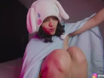 Chaturbate Live Sex Cam of _curiouskitten_