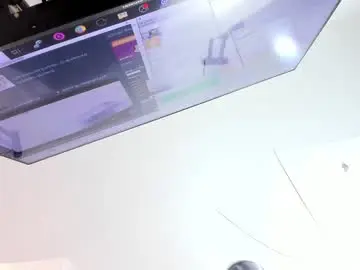 Chaturbate Live Sex Cam of models_sophia
