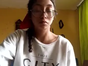 Chaturbate Live Sex Cam of violetsexhot999