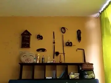 Chaturbate Live Sex Cam of violetsexhot999