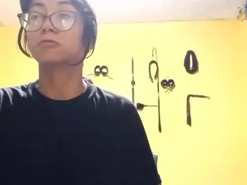 Chaturbate Free Porn Cam of violetsexhot999