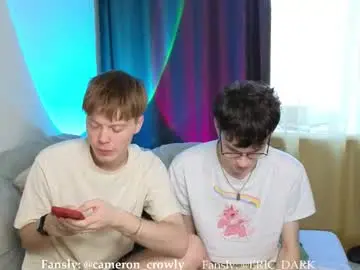 Chaturbate Live Sex Cam of cameron_crowly