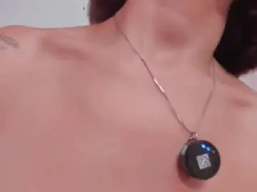 Chaturbate Live Sex Cam of carol_horny