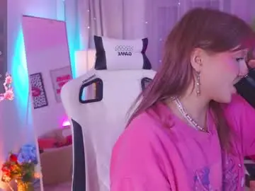 Chaturbate Live Sex Cam of crazy__wine