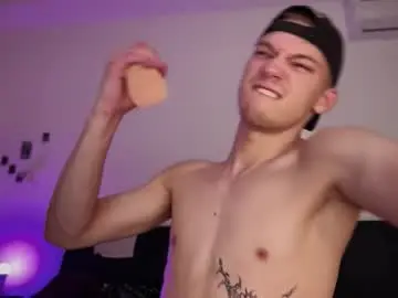 Chaturbate Sex Cam of davey_ebash