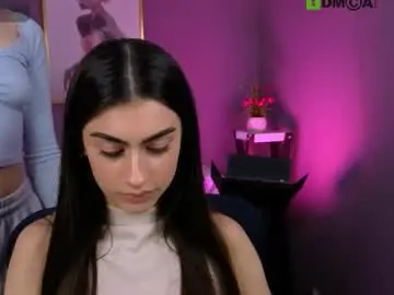 Chaturbate Best live sex cam show of flora_ri