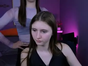 Chaturbate Adult Video Chat of flora_ri