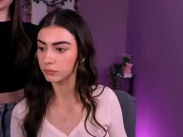 Chaturbate Live Sex of flora_ri