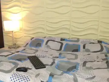 Chaturbate Live Sex Cam of merlinastone