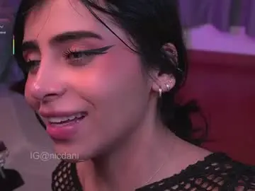Chaturbate Free Live Porn of nicdani_1