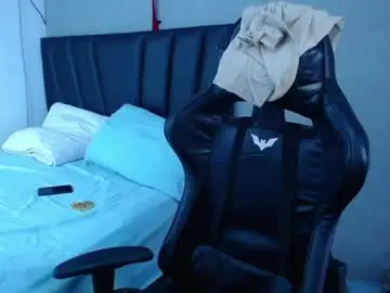 Chaturbate Sex Cam of tayronx33