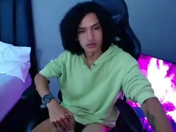 Chaturbate Live Porn of tayronx33