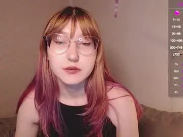 Chaturbate Free Porn Cam of cherry_hazzze