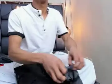 Chaturbate Sex Cam of josh_and_austin