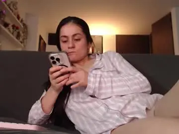 Chaturbate Live Porn of guccipussy1
