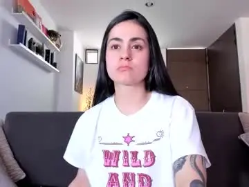 Chaturbate Sex Chat of guccipussy1