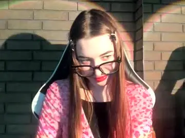 Chaturbate Live Porn of kirakittenn