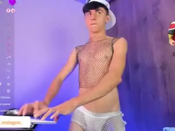 Chaturbate Live Porn of demian_cute
