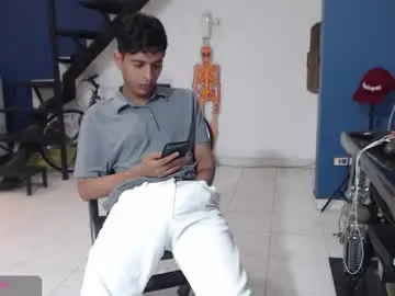 Chaturbate Live Sex Cam of hardsexlove08