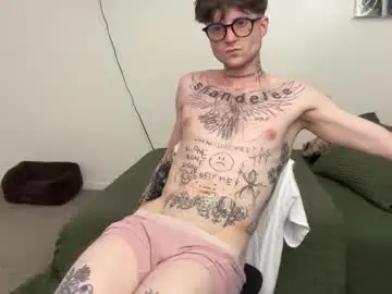 Chaturbate Adult Video Chat of prettyboyszn