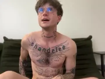 Chaturbate Best Webcam of prettyboyszn