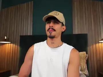 Chaturbate Live Sex of lukeetaylor_