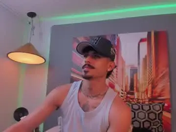 Chaturbate Live Sex of lukeetaylor_