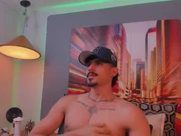 Chaturbate Best live sex cam show of lukeetaylor_