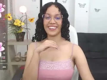 Chaturbate Live Sex Cam of baby_blue18_