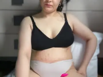 Chaturbate Adult Video Chat of ema_lov3