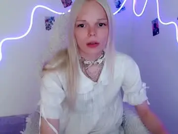 Chaturbate Sex Chat of emily_nyaffe