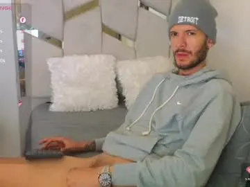 Chaturbate Sex Cam of max_tayloor