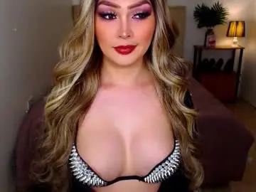 Chaturbate Live Sex of i_luv_2_fuck_you