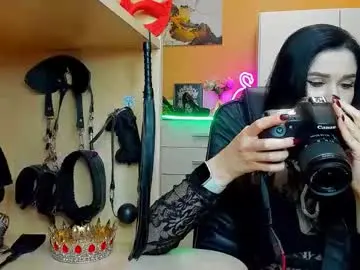 Chaturbate Free Live Porn of mistress_kristi