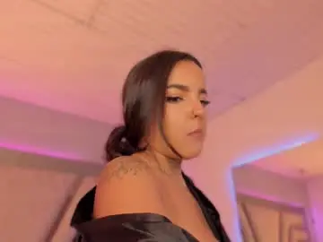 Chaturbate Live Sex Cam of scarlet_monroee