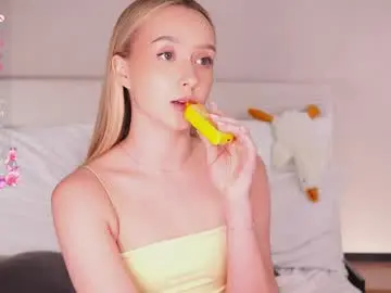 Chaturbate Live Sex of alodiaacomb