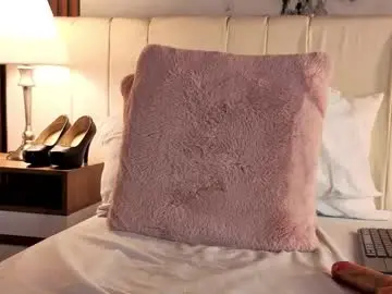 Chaturbate Free Live Porn of luna_star__18