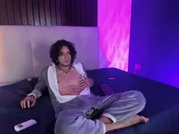 Chaturbate Nude Webcam of skinny_mac_