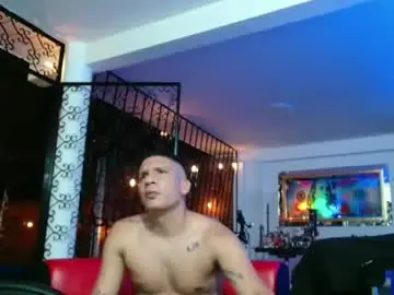 Chaturbate Sex Cam of damyan_2003