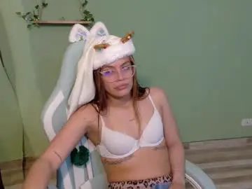 Chaturbate Free Live Porn of emerald_sparkles