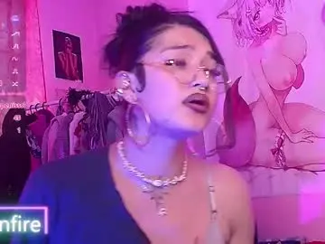 Chaturbate Watch Live Sex Cams of moonfiredance