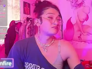Chaturbate Live Sex of moonfiredance