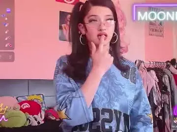 Chaturbate Sex Cam of moonfiredance